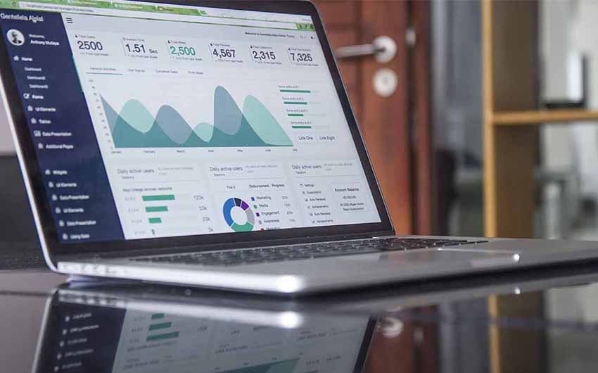 What makes a bilingual interface feel native